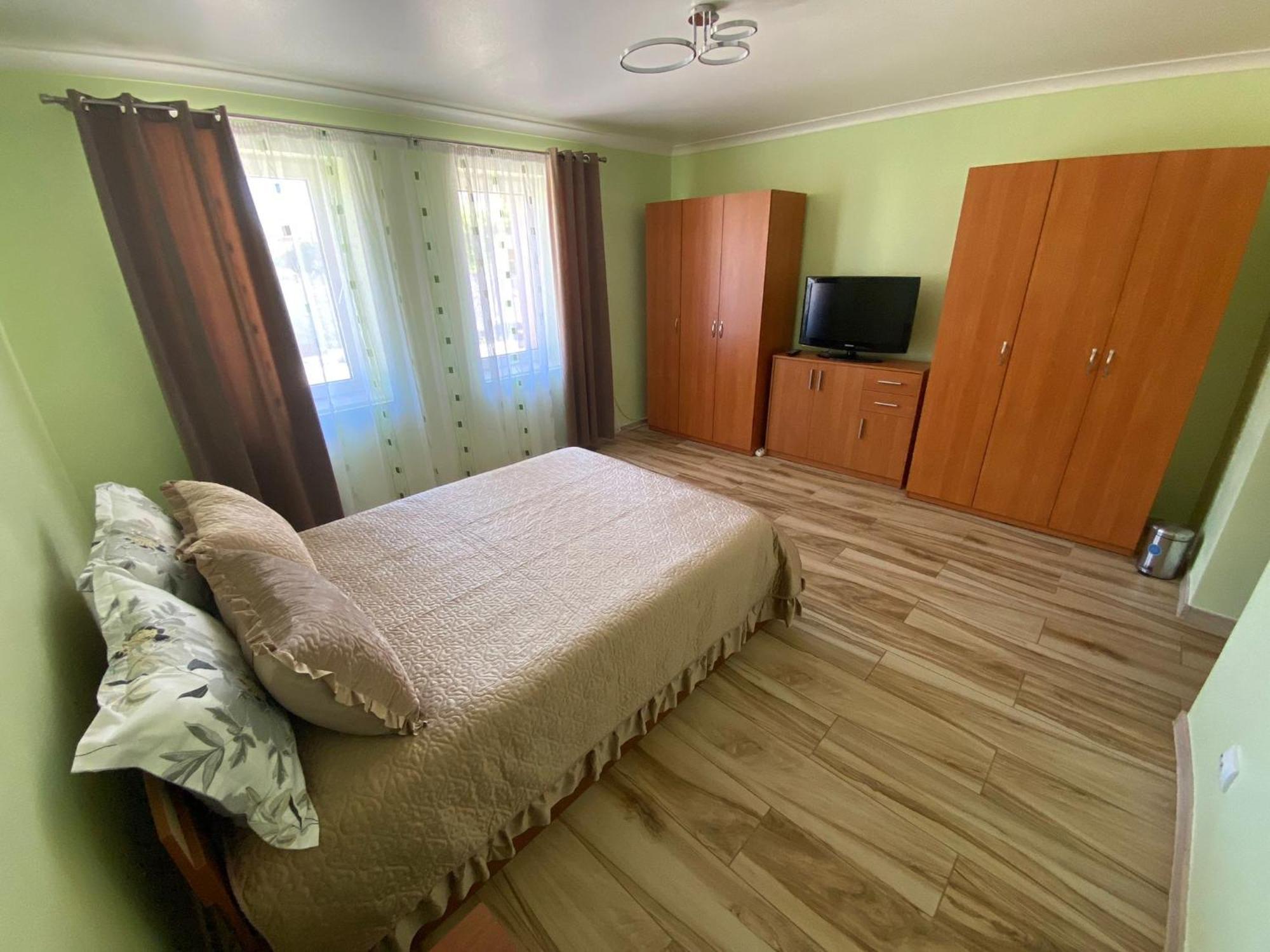 Transilvania Rent Hunedoara Extérieur photo